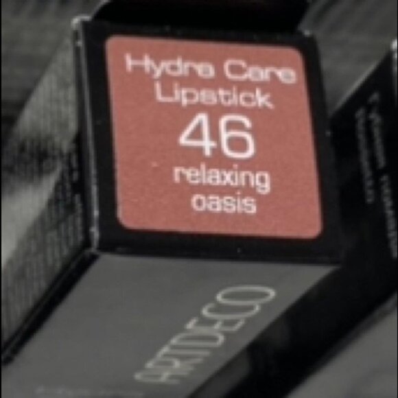 ARTDECO Hydra Care Lipstick #46  Relaxing Oasis NWT - Picture 2 of 2